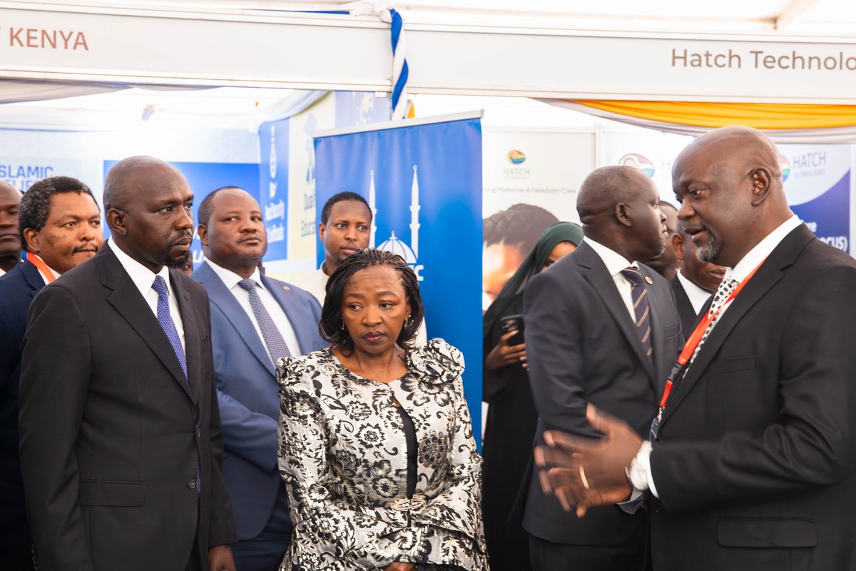 MakoniJohn's tweet photo. What an honour! ๐ During #PBOWeek, we were privileged to host H.E. First Lady Mama Rachel Chebet Ruto, CS Hon. Onesimus Murkomen & Dr. Laxmana P. Kiptoo at our booth. Your encouragement fuels our mission to drive meaningful change across Kenya. Thank you! ๐ฐ๐ช๐ @GiveDirectly https://t.co/LidVxIUP8y