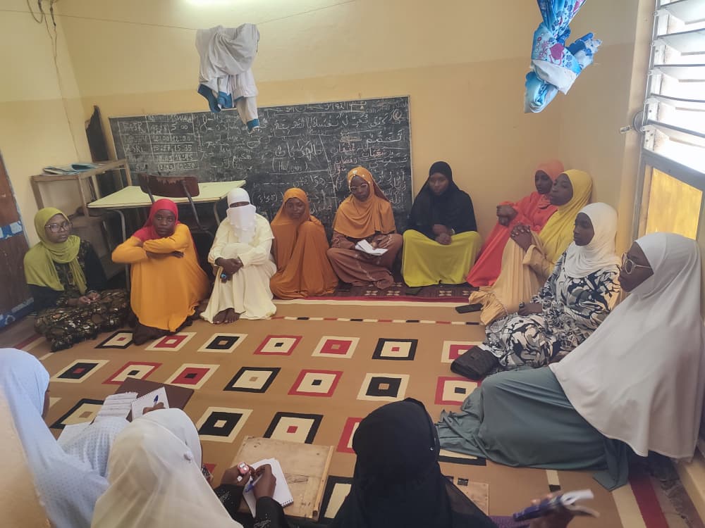 aemub2009's tweet photo. AU CAMPUS KIRIRI,En date du 19/04/2026, un ziarat a été organisé à la mosquée du campus Kiriri.Cette rencontre avait pour objectif de renforcer les liens d’amour, d’amitié et de fraternité entre les étudiantes musulmanes, tout en consolidant leur engagement au sein de l’AEMUB. https://t.co/bYqexrGIvy