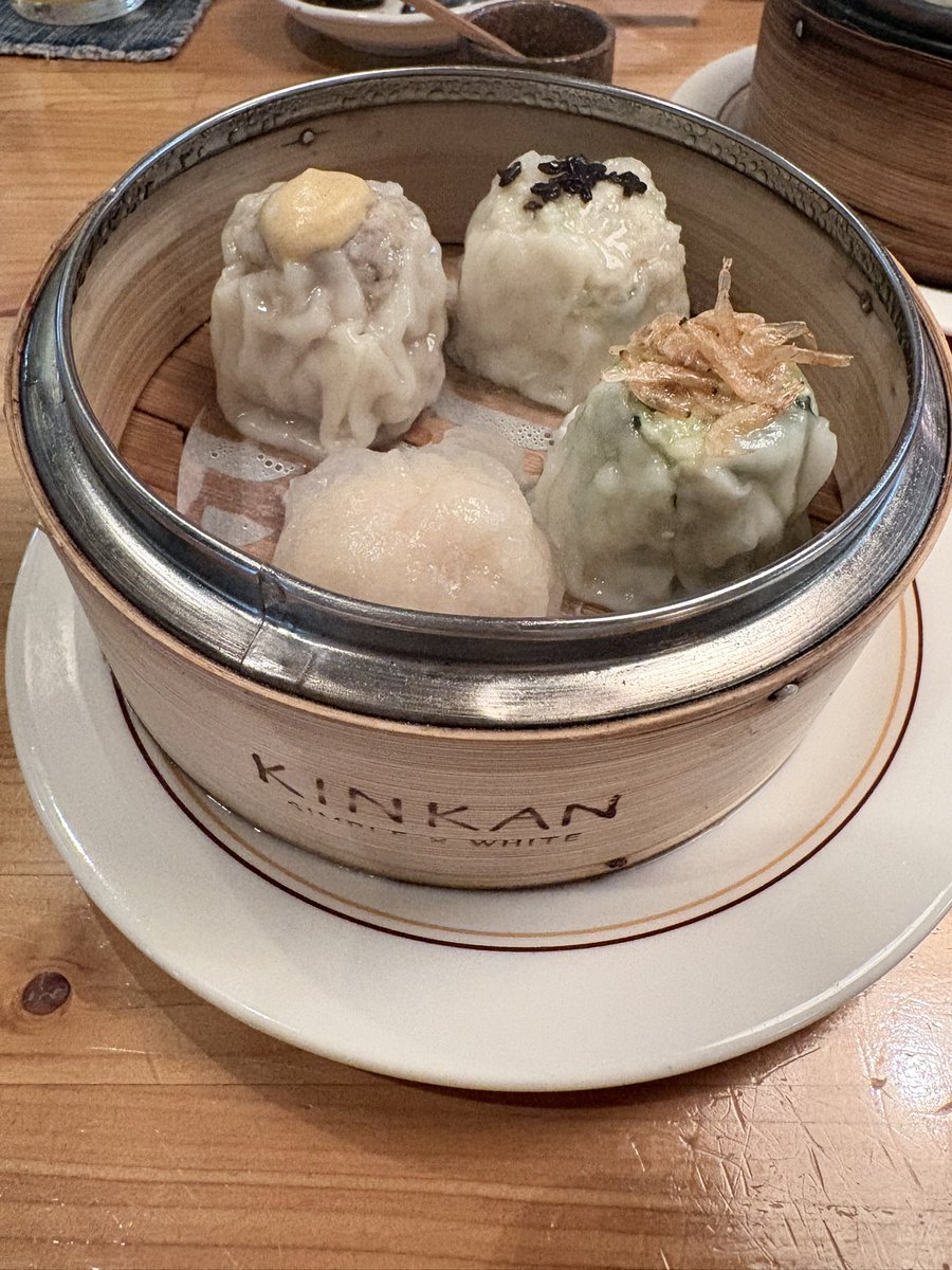 おって tweet media