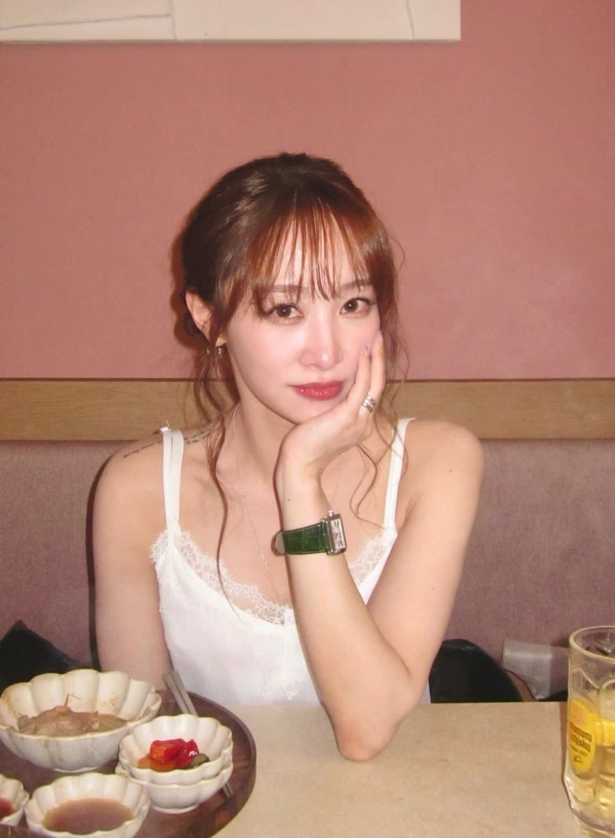 CuteGirl_HSY's tweet image. @_911007 예쁘다!!💗💗
#니콜 #Nicole #114콜