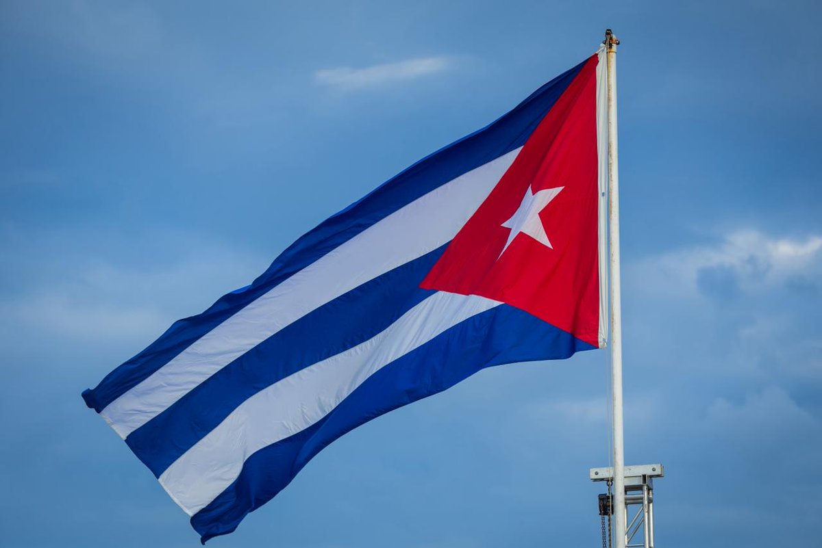 Hoy la Revolución sólida y humanista tampoco es una amenaza a la nación estadounidense ni quiere la guerra,pero al igual que entonces,sabremos defendernos convencidos de q también triunfaremos. Ante cualquier agresión, como en Girón,¡Venceremos! dijo <a href="/DrRobertoMOjeda/">Dr. Roberto Morales Ojeda</a>.#GirónEsHoy