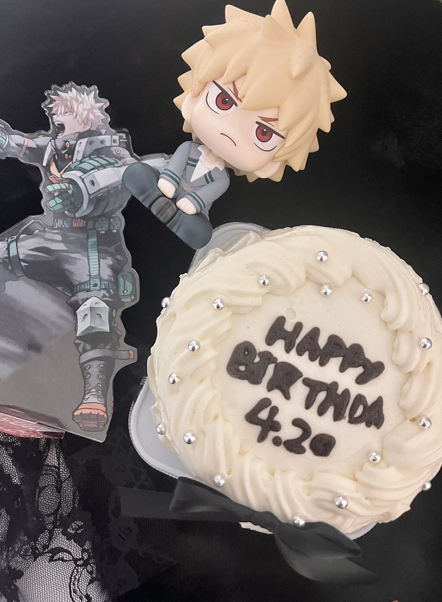 baboka1222's tweet photo. 今年も手作りです！お金ないんで！
文字がバカ汚いけど見なかったことにして
誕生日おめでとう🎉これからもだーいすき♡
 #爆豪勝己生誕祭2026 
 #爆豪勝己生誕祭2026 https://t.co/9KlRCProa1
