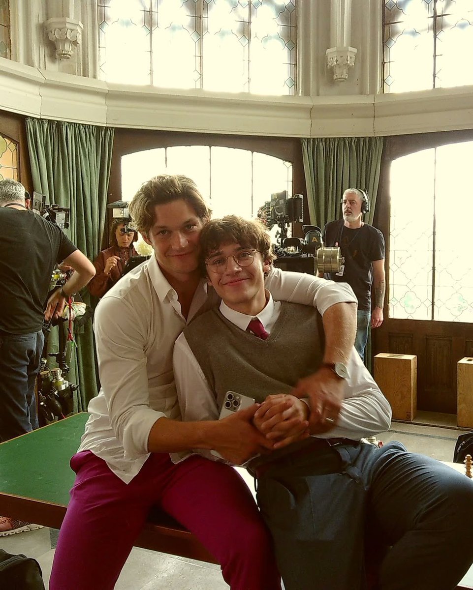 maria ᧔࿔᧓ ahjinseo truther 🫳🏻 tweet media