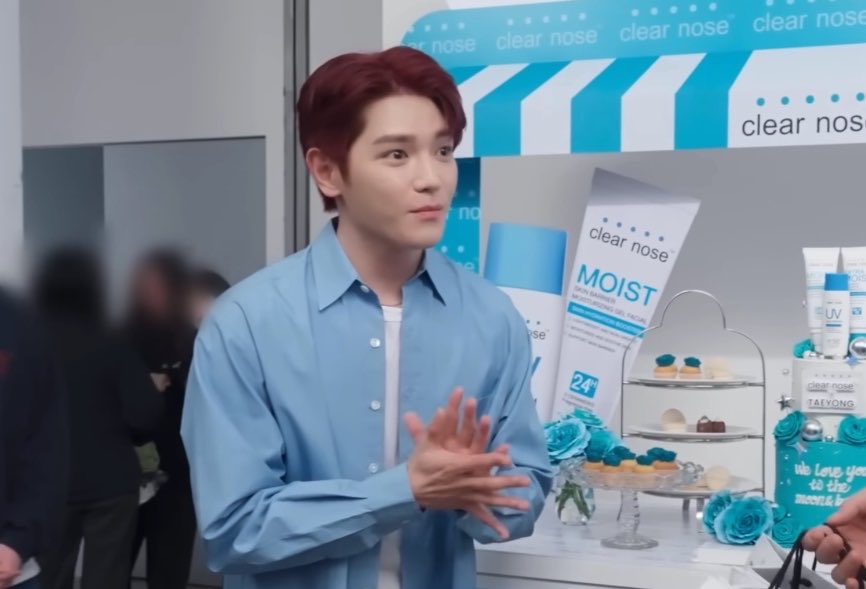 ตี้ tweet media