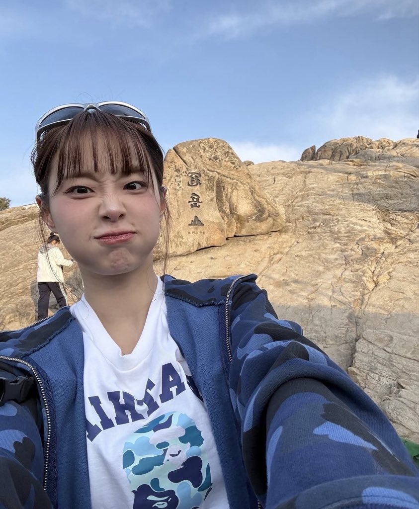 chuu.lvr tweet media