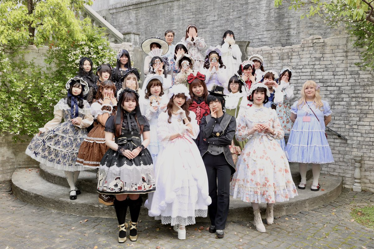 AtsutaIdea's tweet photo. 改めまして昨日のイベントにご参加いただいたお客様、翠様、誠にありがとうございました✨！

当店のカメラマンが撮影しましたこちらのお写真と顔だしのお写真は、
明日BASEshop登録のお客様メールにて送らせていただきます✨

楽しみにお待ちくださいませ♡

#inodea  #お茶会 #PincoPicon https://t.co/hrzjsRxeb9