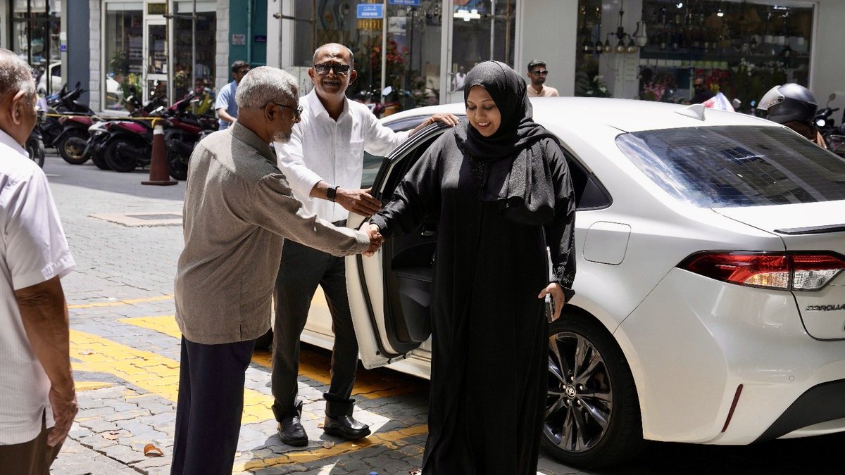 Dhivehibahuge Ekedamee tweet media