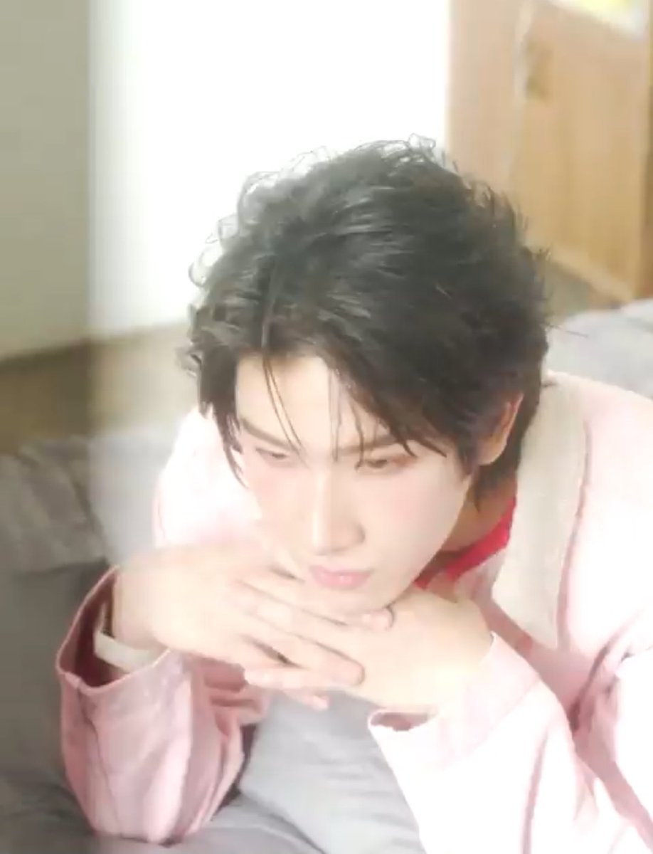 kt pick me 🤏🏻 tweet media