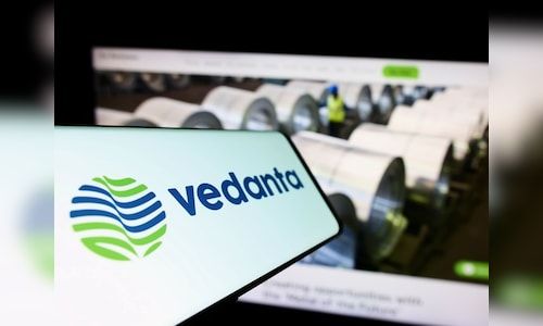 CNBCTV18News's tweet image. #Vedanta sets May 1 as record date for demerger; approves 1:1 share allotment across 4 entities

@jpullokaran

buff.ly/bpBlQt0