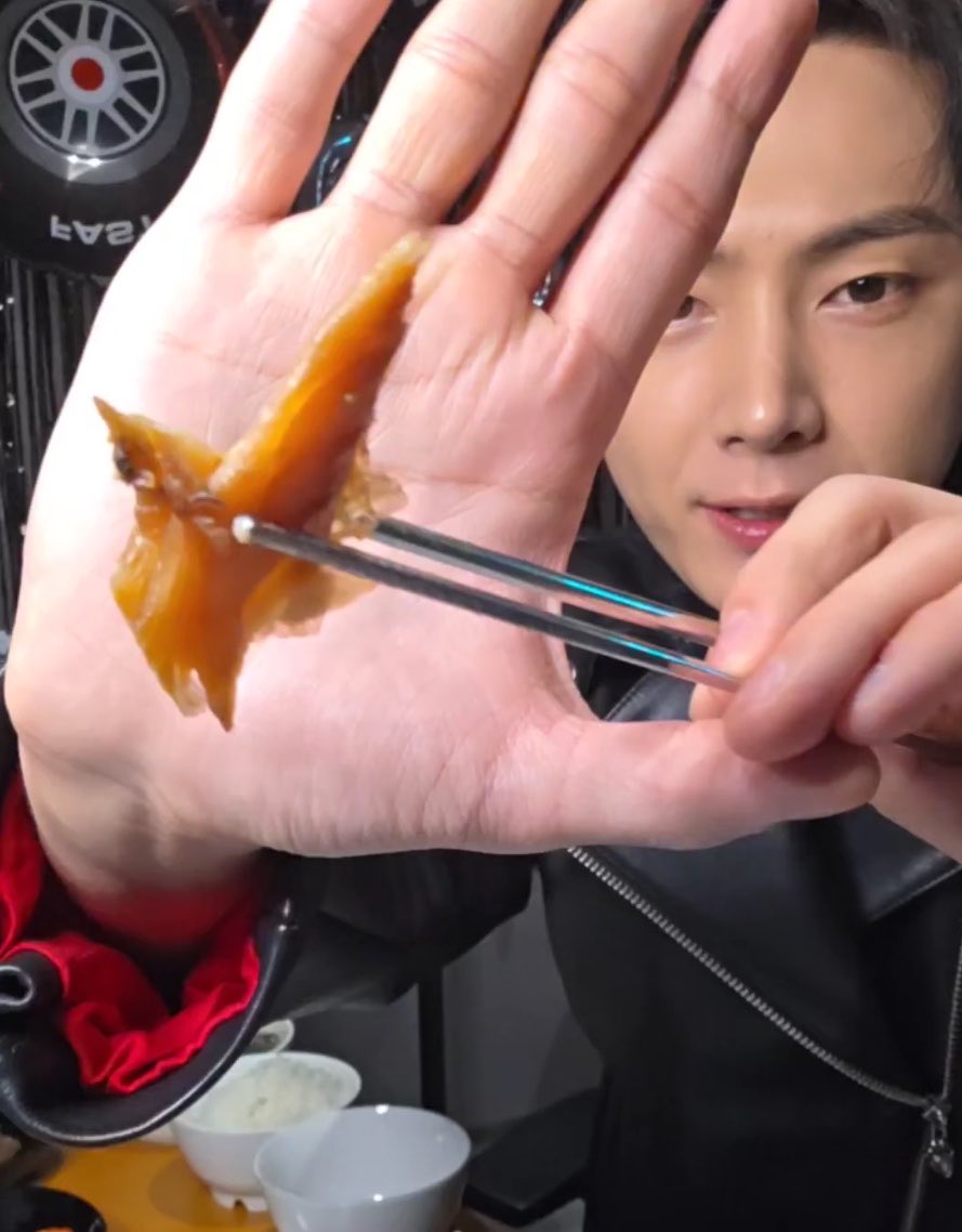 박쫑생마누라 tweet media