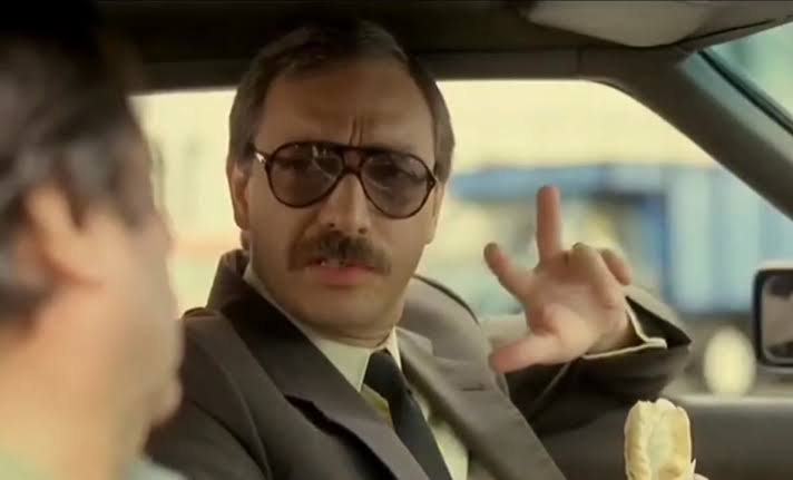 Brandoni tenía una extensa carrera tanto en cine como en teatro y q solamente sea recordado por su personaje y su escena de las empanadas me parece de una justicia poética maravillosa.