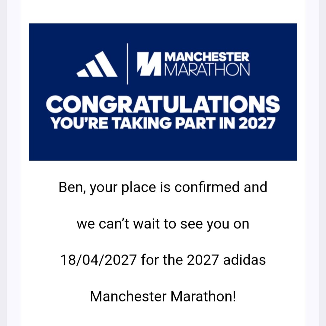 itsthatguybenji's tweet photo. Oh no. How on earth did that happen? 😂 can't wait! #ManchesterMarathon https://t.co/CLq6hV2Pp2