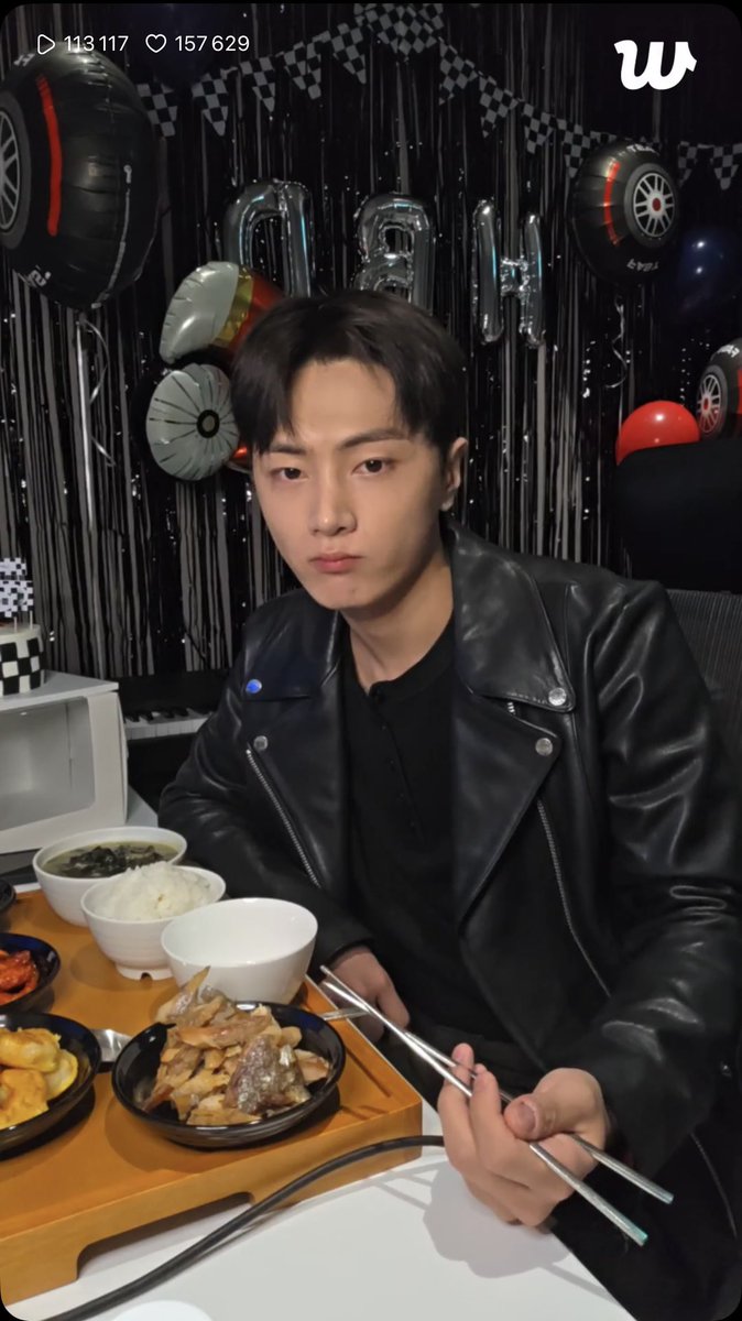 [INFO] 260420

Jay is now live on Weverse!

FUEL OF HAPPINESS WITH JAY
#JAYKeepsTheENGENEsON #이_순간_종성의_세계야 #ENHYPEN_JAY <a href="/ENHYPEN/">ENHYPEN OFFICIAL</a> <a href="/ENHYPEN_members/">ENHYPEN</a>