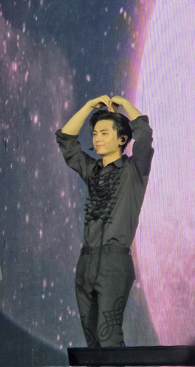 ally🌸 tweet media