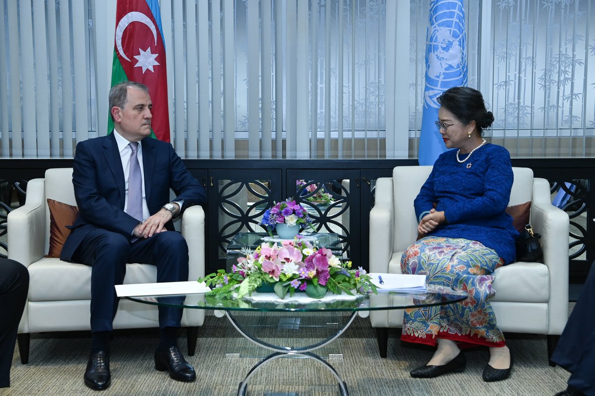 Bayramov_Jeyhun's tweet photo. Pleased to meet with UN Under-Secretary-General and Executive Secretary of United Nations Economic and Social Commission for Asia and the Pacific @UN_Armida in Bangkok on the sidelines of the 82nd session of #UNESCAP.
We discussed Azerbaijan–UNESCAP cooperation, including ongoing and future joint initiatives in the areas of sustainable development, climate action, digital transformation, and regional connectivity.
We also exchanged views on strengthening partnership frameworks to support inclusive growth across Asia and the Pacific, in line with the “Leave No One Behind” agenda.
The meeting further reaffirmed our shared commitment to advancing practical cooperation and ensuring that multilateral platforms deliver tangible results for member States and their populations.