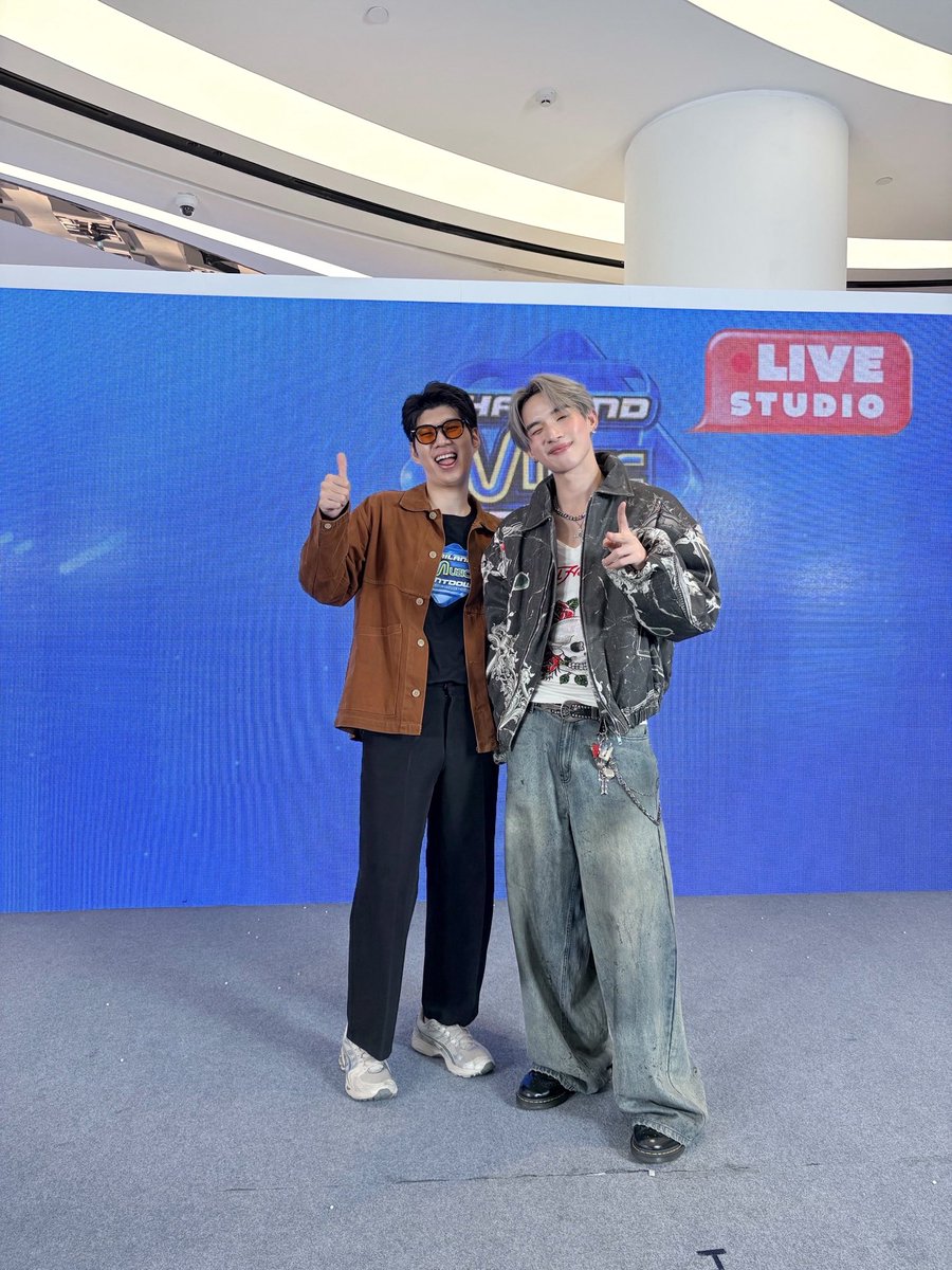 djsosave's tweet photo. ขอบคุณน้องฮงมากๆครับ น่ารักเสมอ🫶🏻🫶🏻🫶🏻 #TMCLIVExHongshihoshi https://t.co/wEPi468ixi