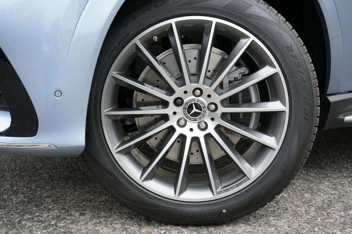 TheGoldPony21's tweet image. This thing is really quite amazing! 2026 Mercedes-Benz GLE 450 Coupe Review TONIGHT! 😁

#mercedes #benz #mercedesbenz @MercedesBenzUSA @MercedesBenz