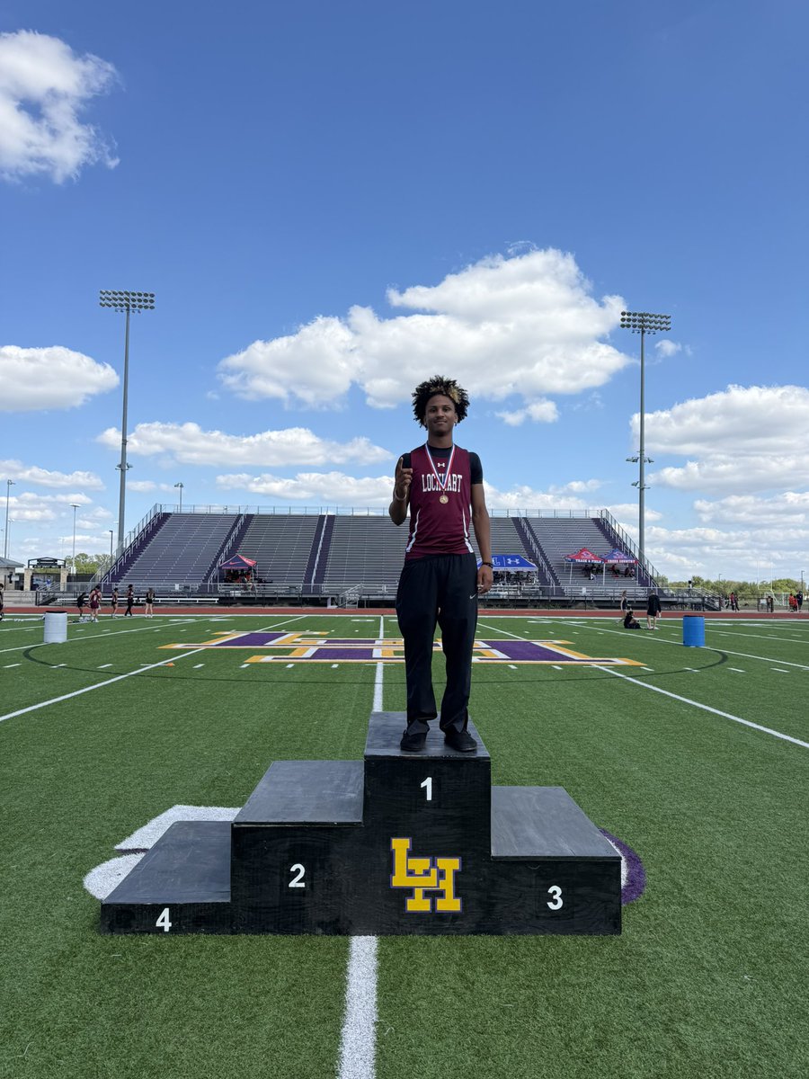 Demonte2029's tweet photo. End of track season and the work showed 💪🏾

Started the year:
100m: 11.7
Long Jump: 18 ft

Finished the year:
100m: 11.3 (Freshman District Champ) Long Jump: 20 ft (Freshman District Champ)

Hard work pays off. Big improvements, but still more to do. https://t.co/nhRDH0UV1w