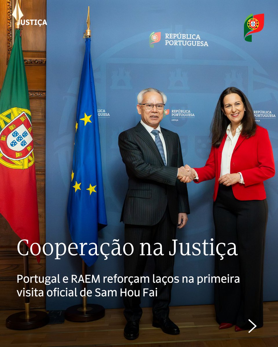 justica_pt's tweet photo. 🤝 A Ministra da Justiça, @aRitaJudice, reuniu-se hoje com o Chefe do Executivo da RAEM, Sam Hou Fai, no primeiro encontro institucional da sua visita oficial a Portugal.
Estiveram também presentes o Cônsul-Geral Alexandre Leitão e a Secretária Ao Ieong U.
#Justiça #Macau #RAEM https://t.co/vcETNgznjK