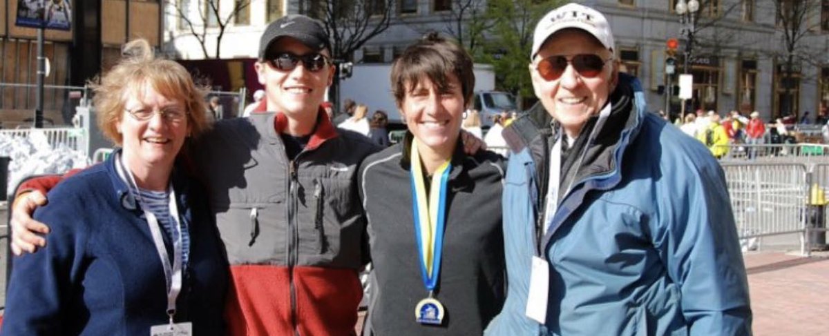 Coachvlahakis's tweet photo. One of my favorite days of the year! Good luck runners- the city of Boston will carry you when you don’t think you can. One foot in front of the other … enjoy it, feel it all even the hardest parts. You can do hard. Boylston is waiting for you ❤️
Missing you today Dad❤️ https://t.co/ckB39JxrTZ