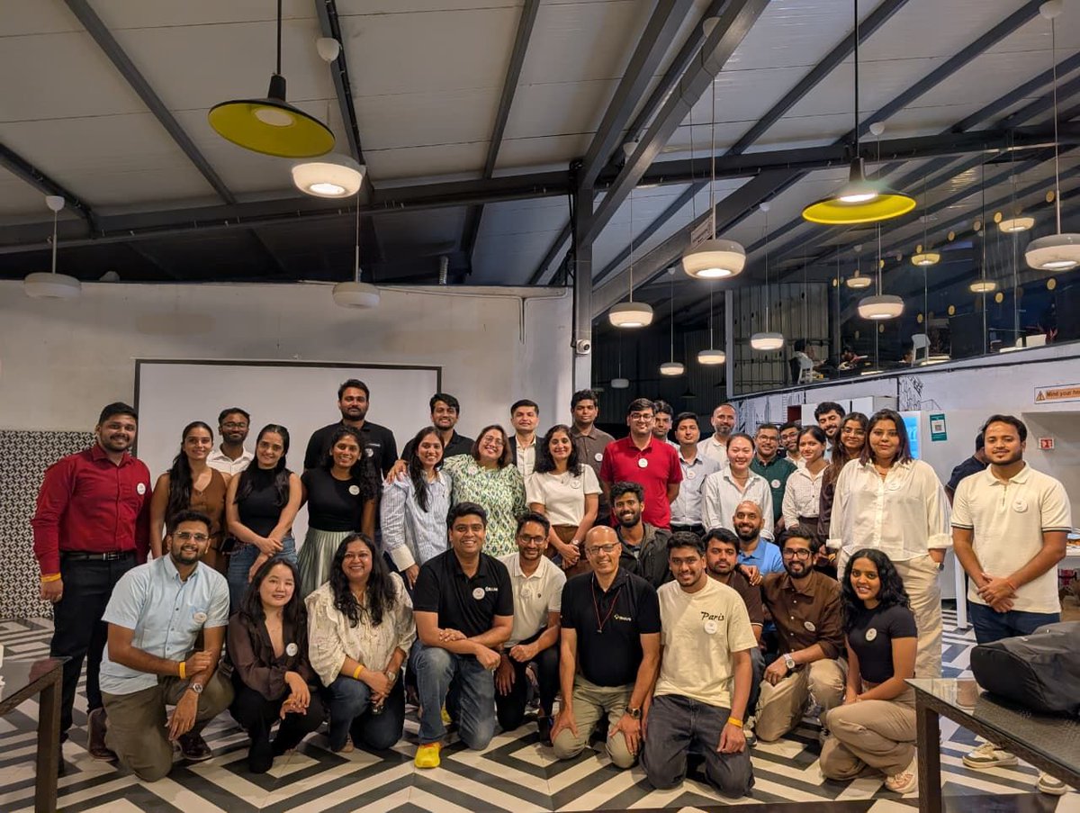 ShastryVij92680's tweet image. A wonderful get together with VCs. #founders 
@bhiveworkspace @BlumeVentures @vijethashastry 

Conversations around #Platform and Growth support for #startups