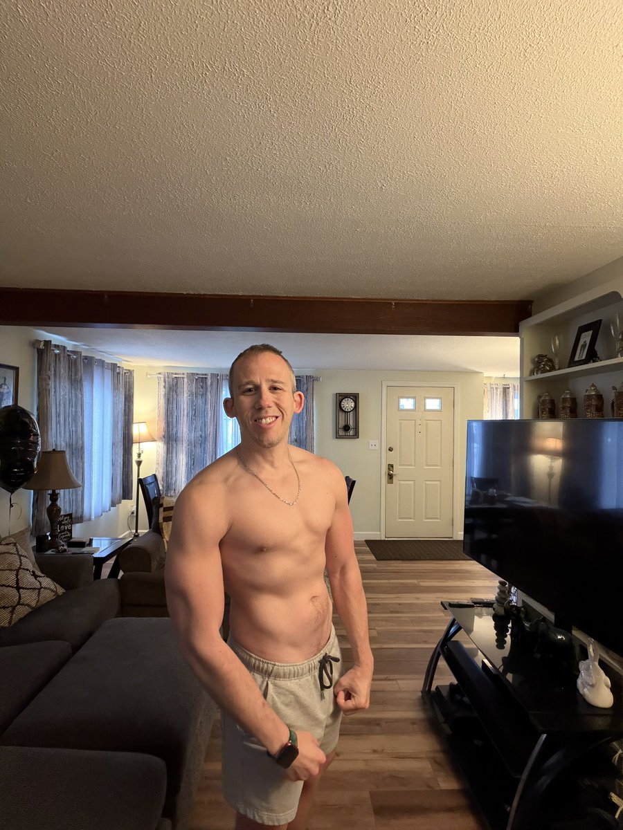 fitnessjourney_87 tweet media