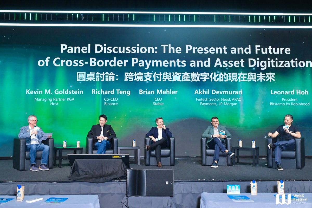 _RichardTeng's tweet image. Great discussion today! As I shared earlier: 

“We are building a financial super app with 300 million users. Our goal is to become a multi-asset class exchange that serves the needs of users across different asset classes.”

Next milestone: reaching over 3B users on #Binance.