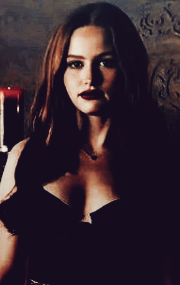 Hope Mikaelson tweet media