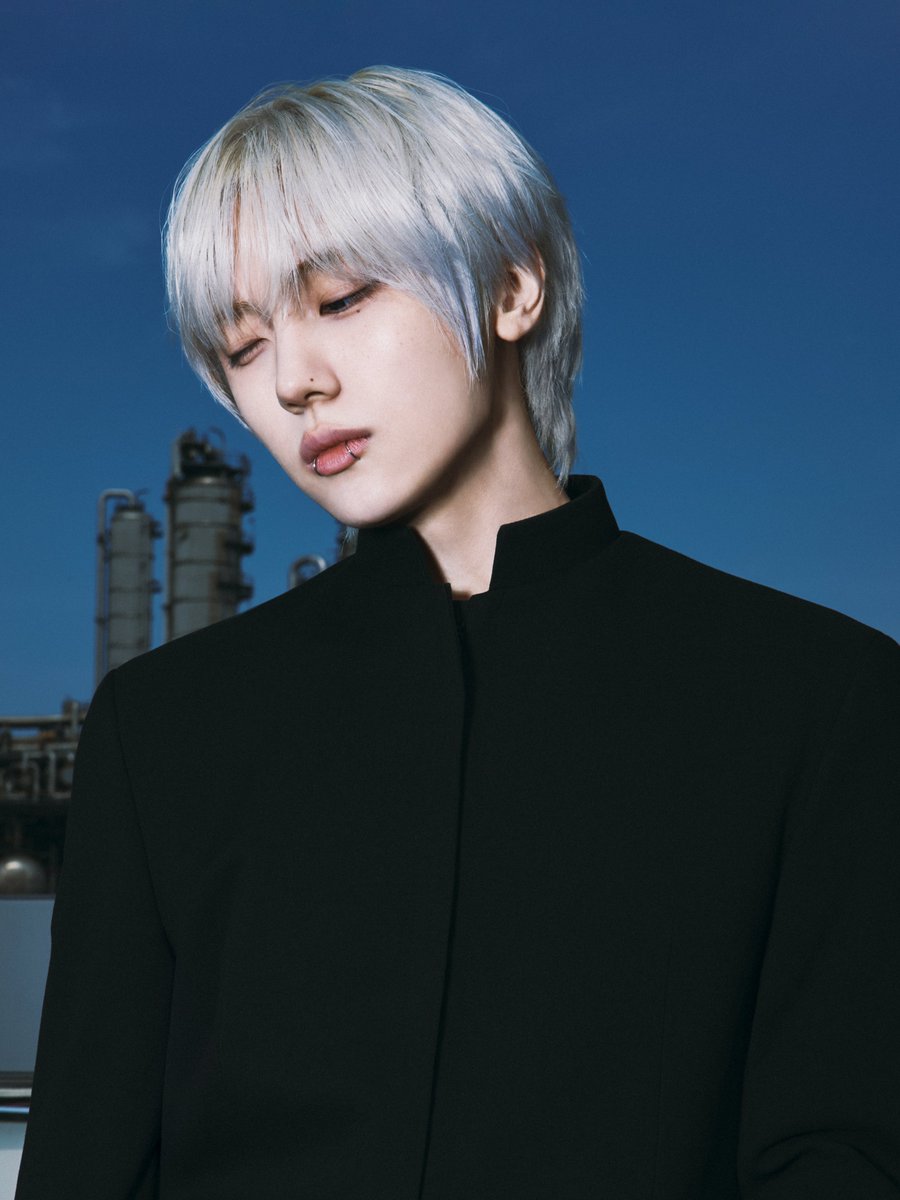 𝐃𝐞-𝐛𝐢𝐥𝐢𝐭𝐚𝐭𝐢𝐨𝐧 𝐃𝐞-𝐜𝐚𝐲 𝐃𝐞-𝐯𝐨𝐮𝐫
⠀
CRAVITY THE 8TH EP 'ReDeFINE'
CONCEPT PHOTO De ver. 🐍
⠀
#성민 #SEONGMIN
⠀
2026. 04. 29 WED 6PM (KST)
⠀
#CRAVITY #크래비티
#ReDeFINE
#AWAKE