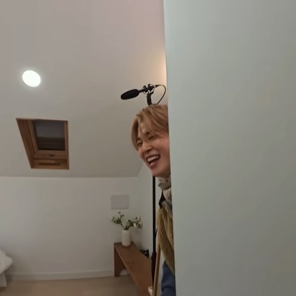 jimin updates 𝙟𝙢𝙩 tweet media