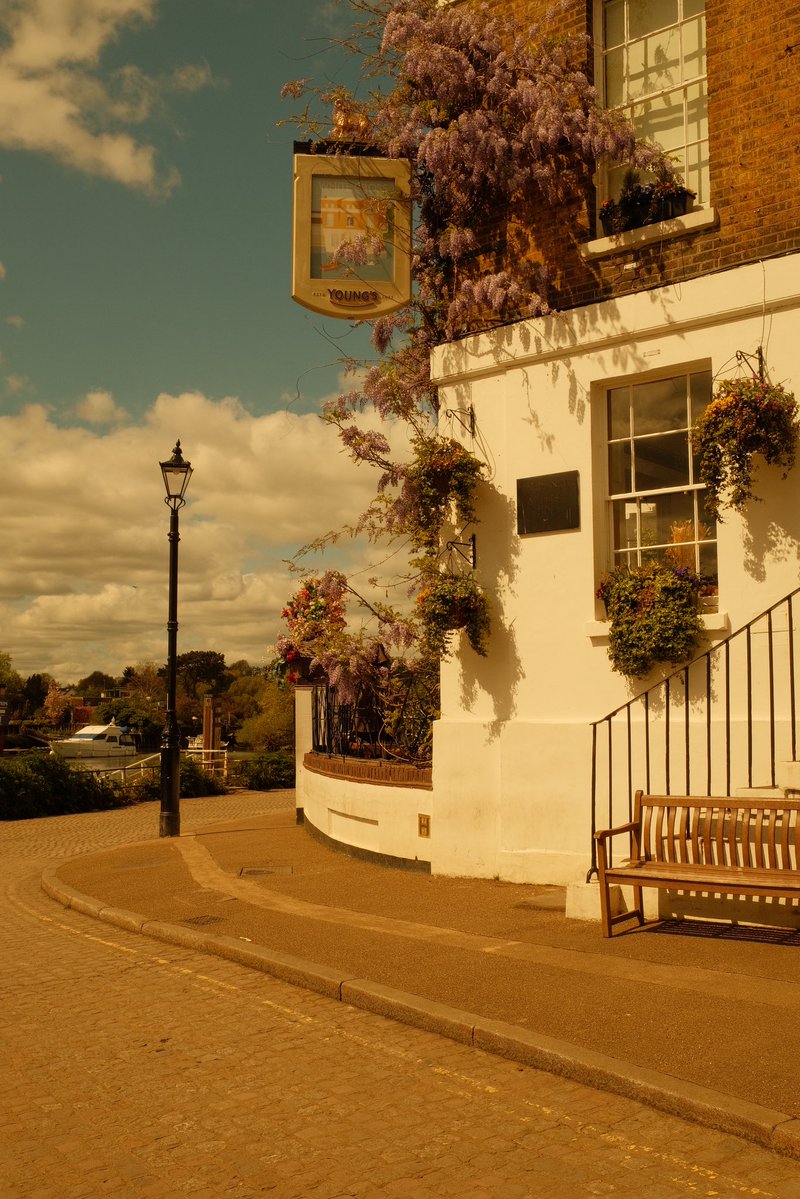 Alastair Hilton tweet media