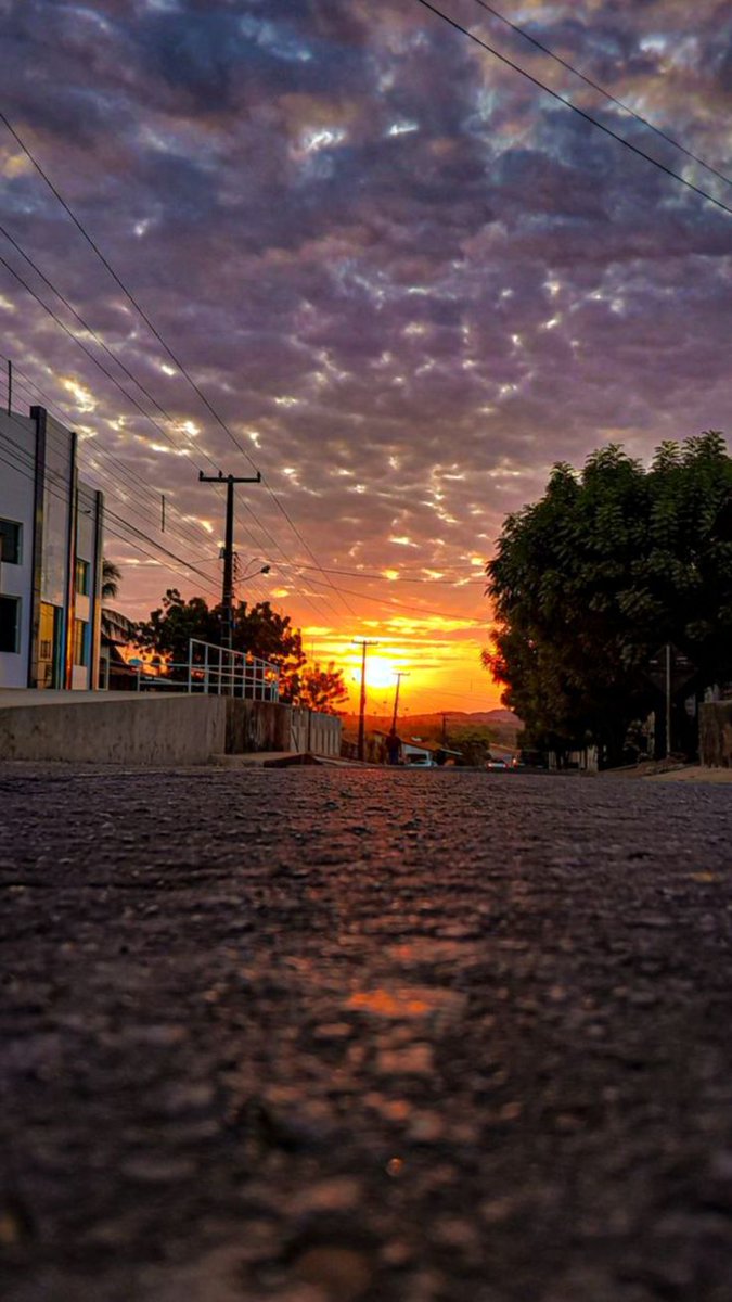 RAJTiwa2838's tweet image. "उजाले अपनी यादों के हमारे साथ रहने दो,
न जाने किस गली में ज़िंदगी की शाम हो जाए।"

~बशीर_बद्र..!!✍️✍️

शुभ संध्या मित्रों 🙏 

#AnaPaulaCampeã 
#Goodevening