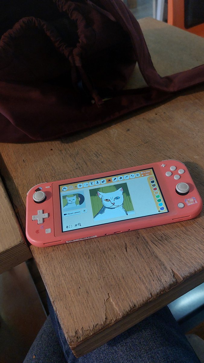 Tomodachi life'a fazla kaptırıp mitski albüm kapağı yapınca kızlar=

Sırada ateez var