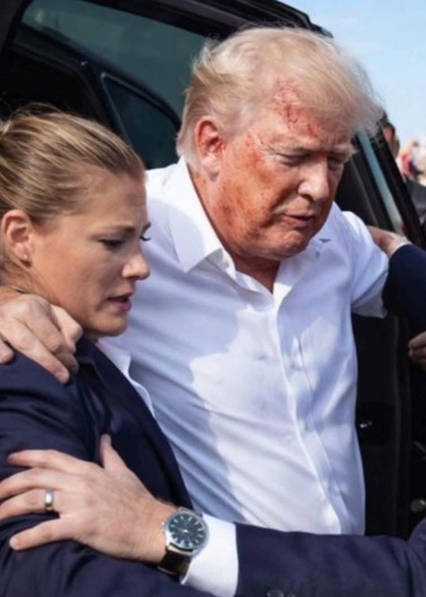 Laserbrille's tweet image. Eine unmögliche Aufgabe: das Loch in Trumps Ohr markieren (oder zumindest irgendeine verletzte Stelle, aus der das Blut ausgetreten ist) ⬇️