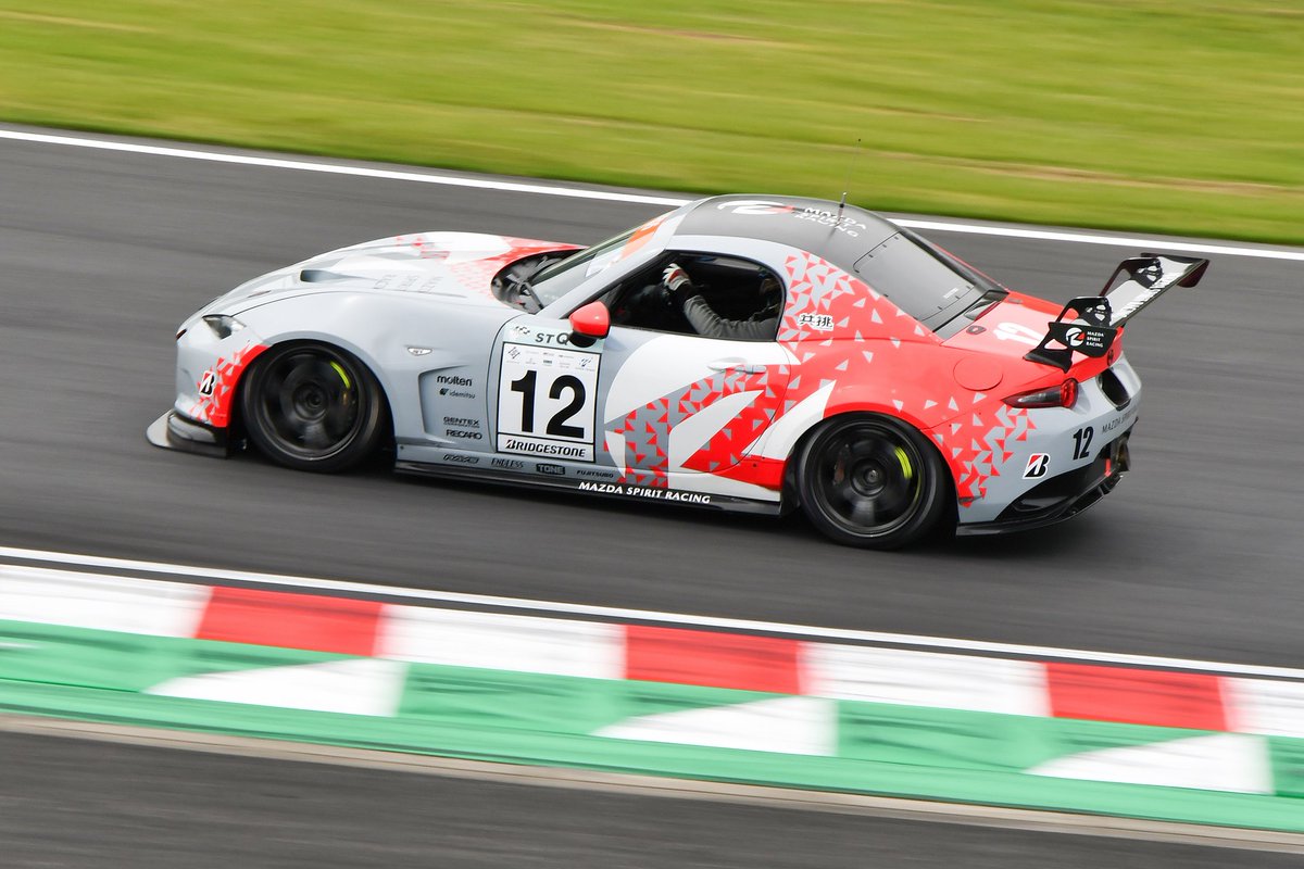 odderyaya's tweet image. 2026.4.19
１年ぶりに鈴鹿サーキットでS耐観戦今回はST5クラスが対象外みたいでMAZDA車が少なくて寂しい

MAZDA_SPIRIT_Racing  future concept
速かったし音もよかった
#s耐 
#mazda 
#鈴鹿サーキット