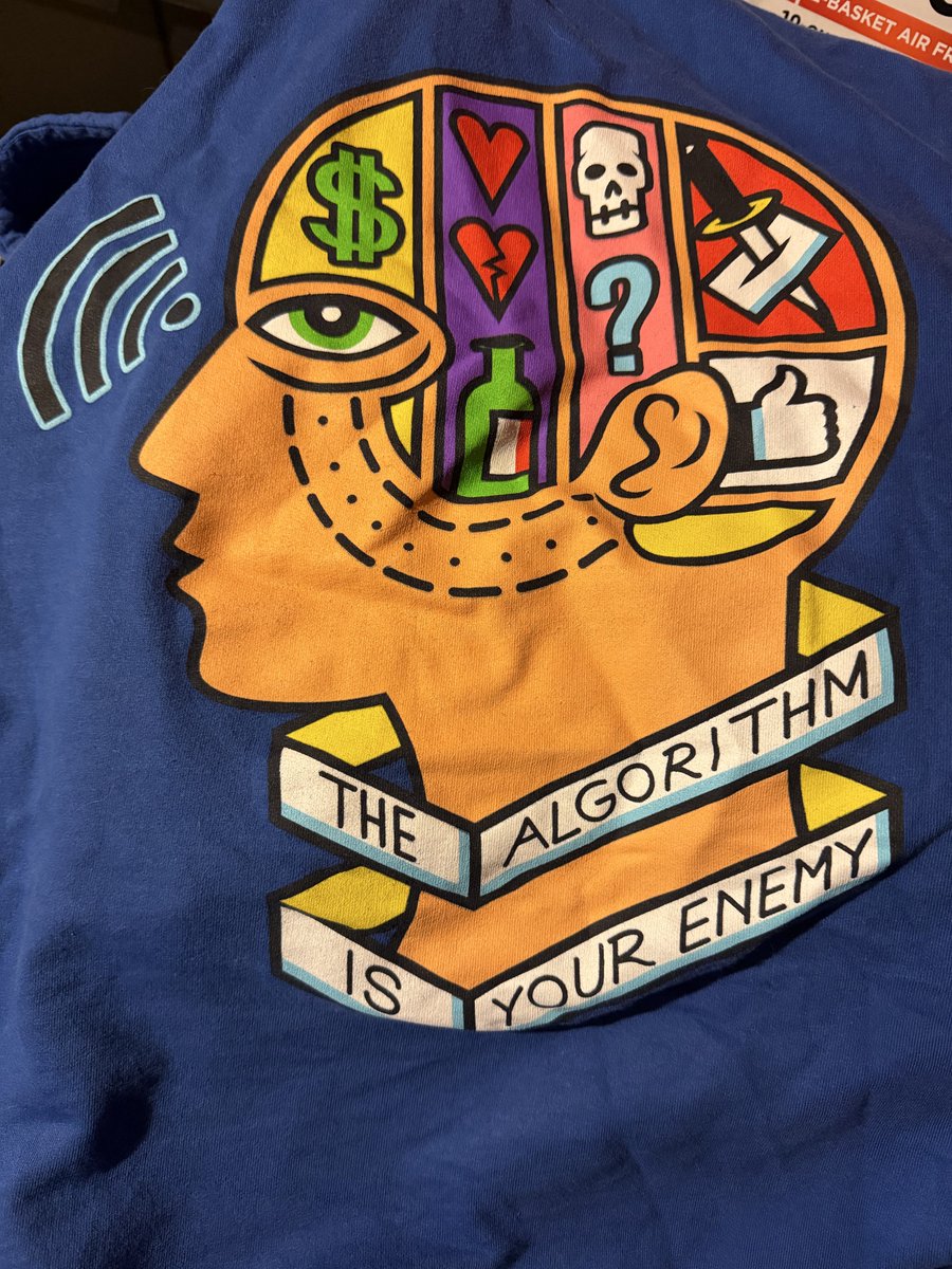Cosmic tweet media