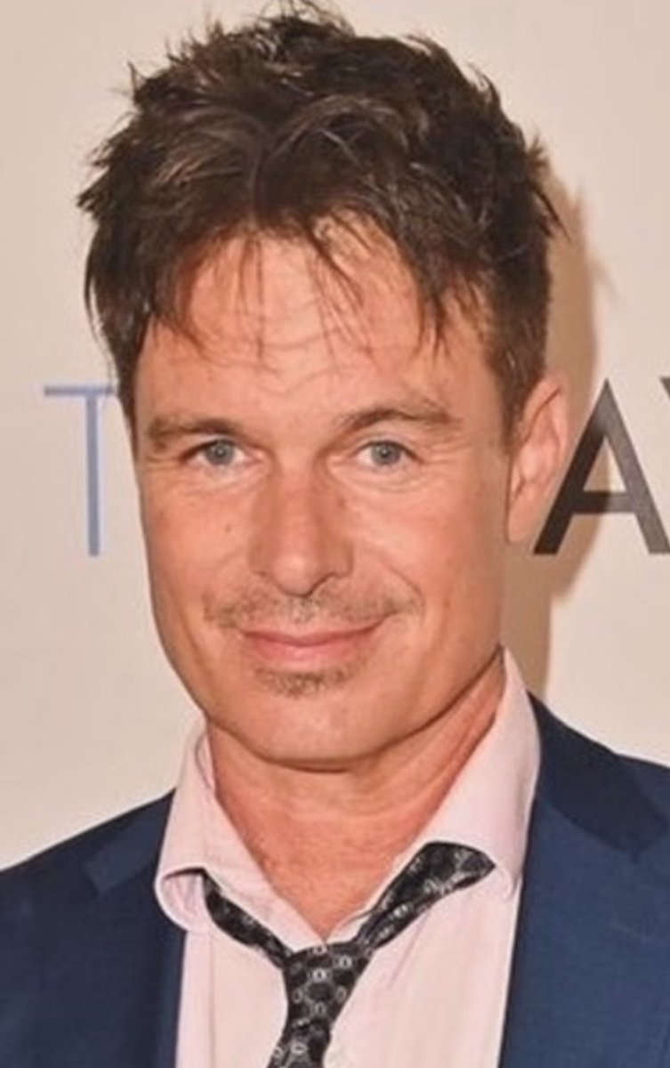 OolaFanForever's tweet image. Actor #PatrickMuldoon, best known for #MelrosePlace &amp;amp; #StarshipTroopers has passed away due to a heart attack, he was only 57. Muldoon was close friends with #RHOBH’s alumni #DeniseRichards. Rest in peace, Patrick.❤️🙏🕊️