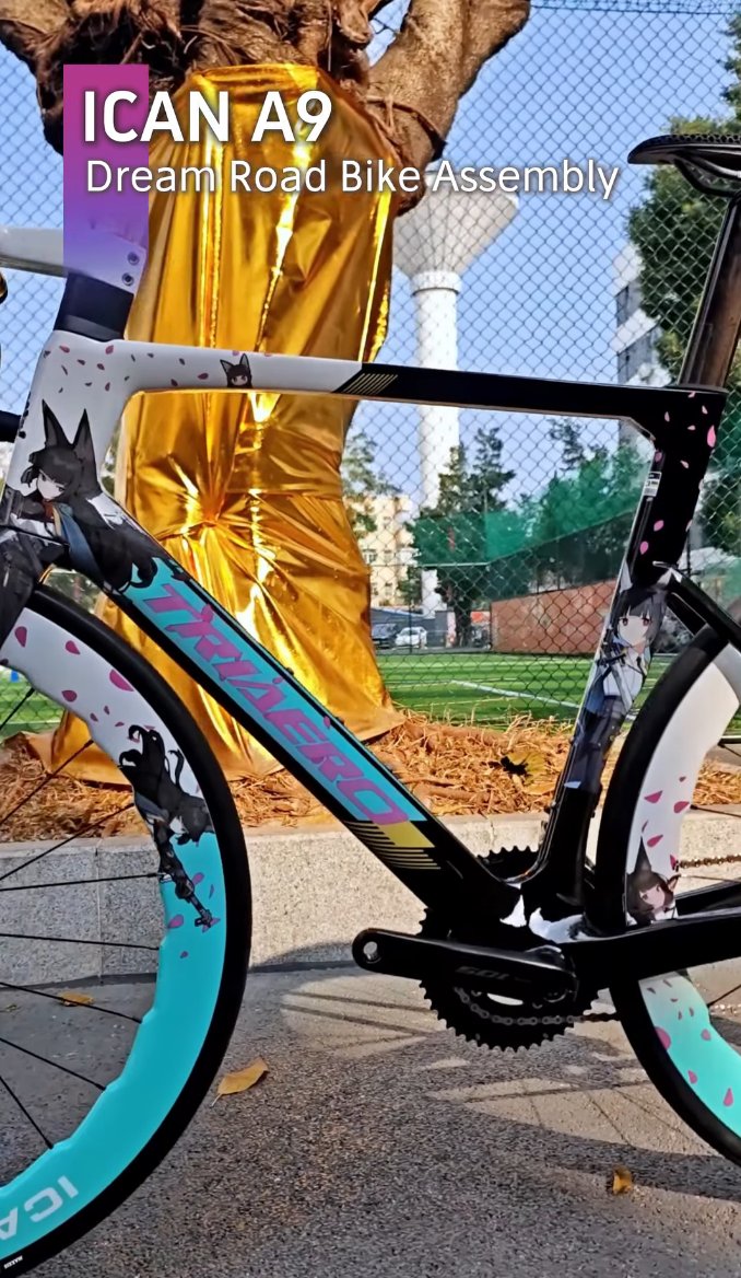 紙の男 tweet media