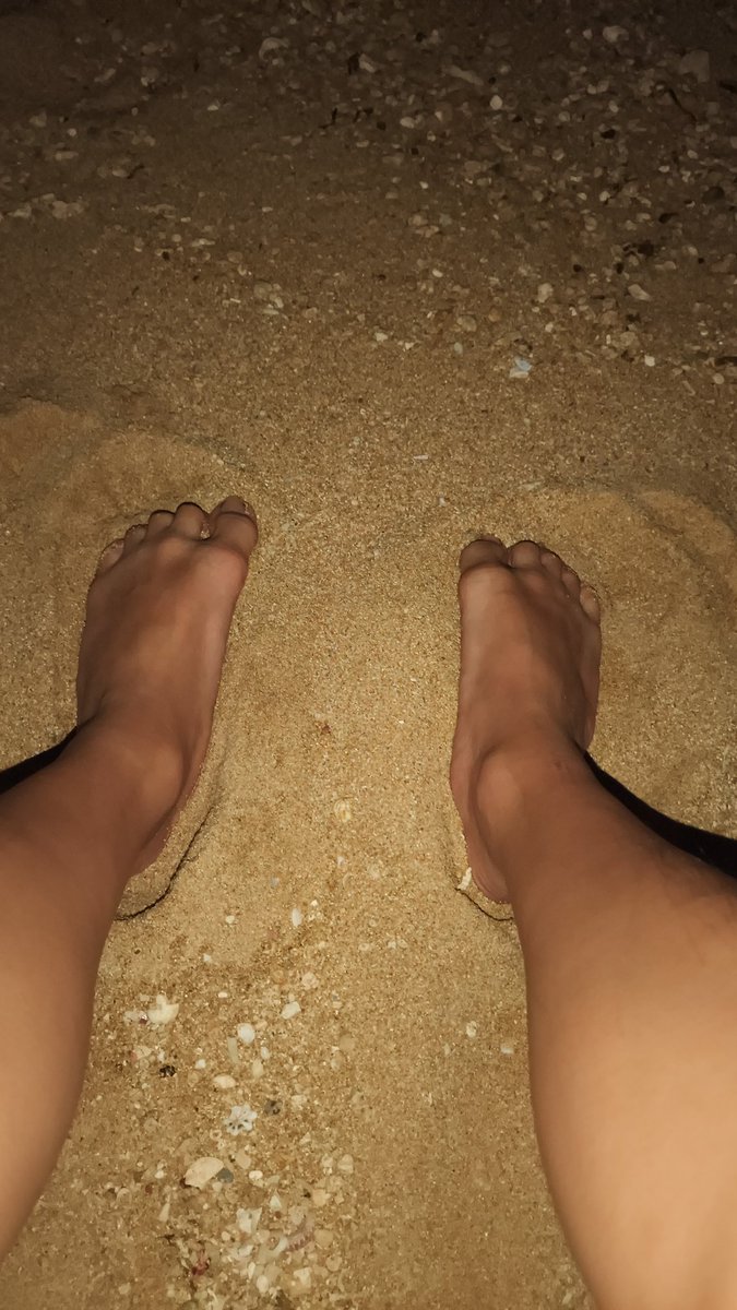 Gaaizkaaa's tweet photo. malam di pantai garut https://t.co/3sPfRq5lG5