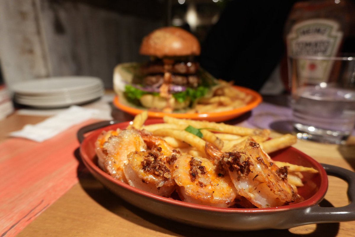 𝘮𝘰𝘧𝘶 tweet media