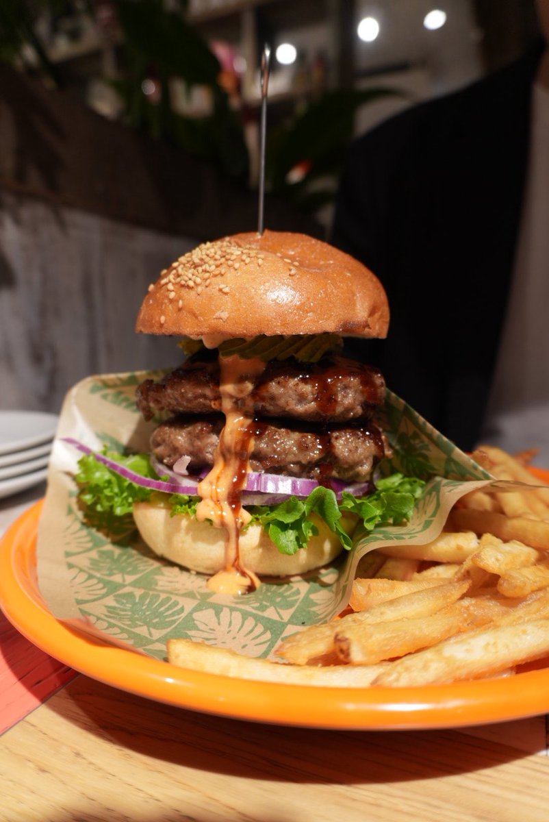 𝘮𝘰𝘧𝘶 tweet media