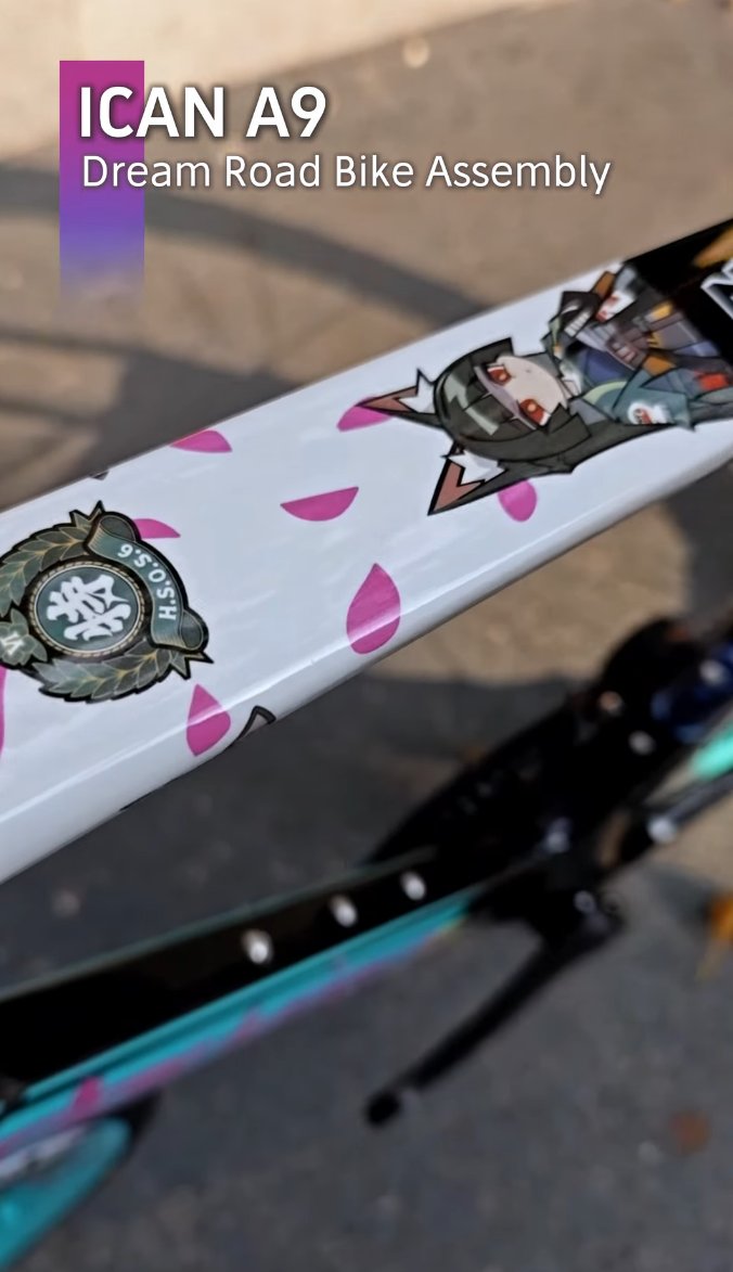 紙の男 tweet media