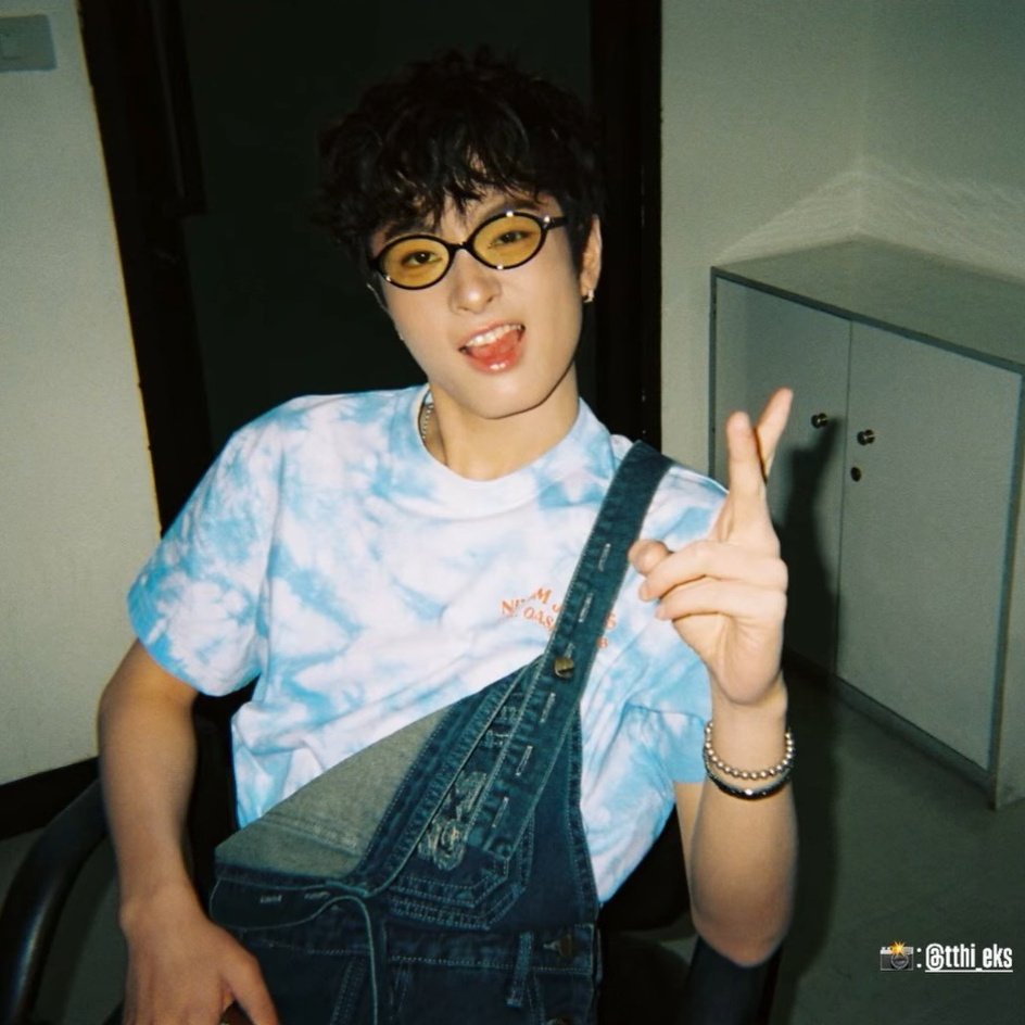 เฮียหมู tweet media