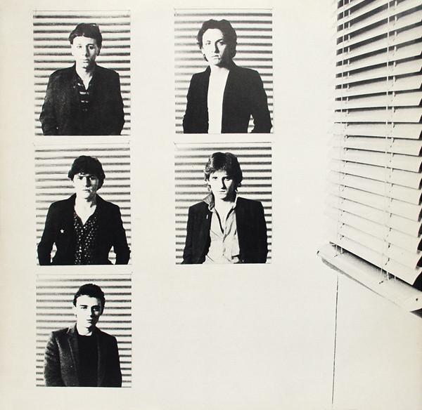 GeorgiosMasman2's tweet image. "as we were about to drive up to Scotland, someone gave me a cassette of Unknown Pleasures by Joy Division... and I thought, we've completely blown it." #JimKerr

#OnThisDay April 20, 1️⃣9️⃣7️⃣9️⃣ #SimpleMinds released their debut album, 'Life in a Day'.

#70smusic #postpunk