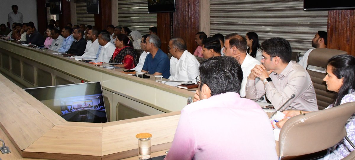 Deputy commissioner Karnal tweet media