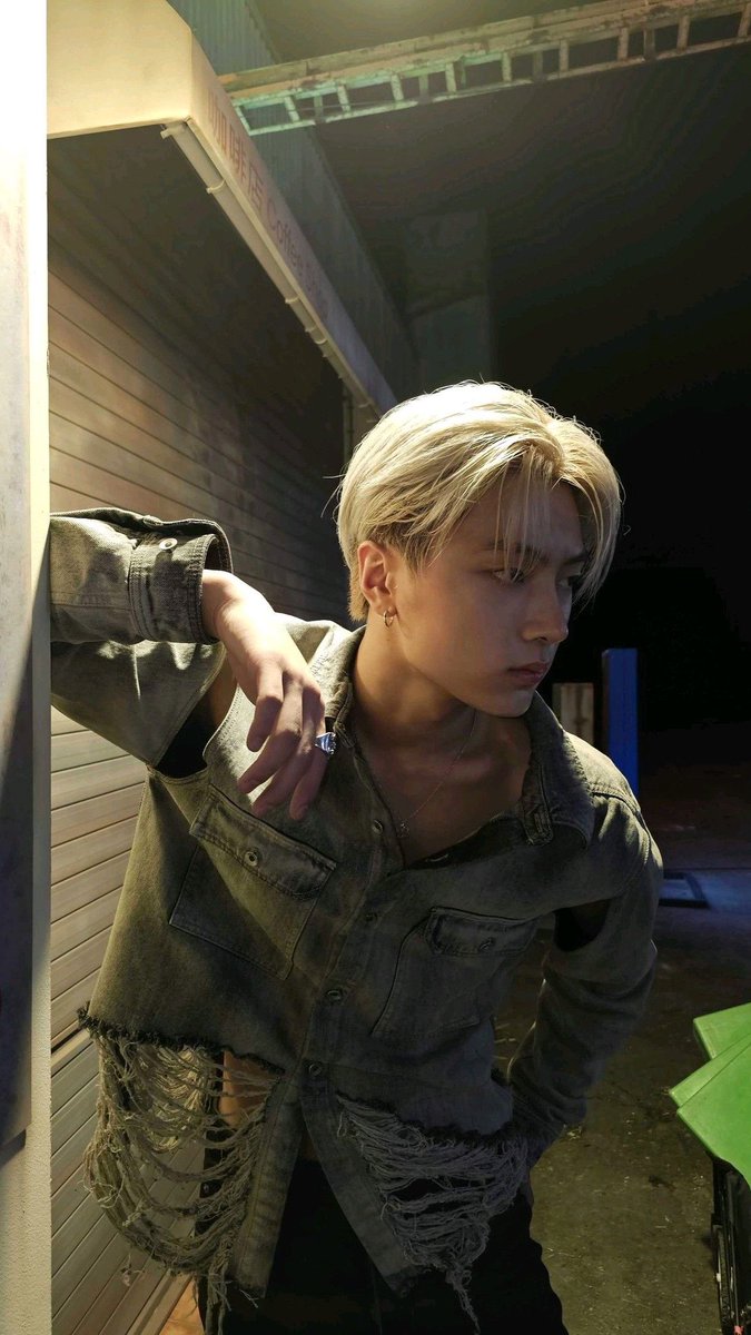 lucky papoy tweet media