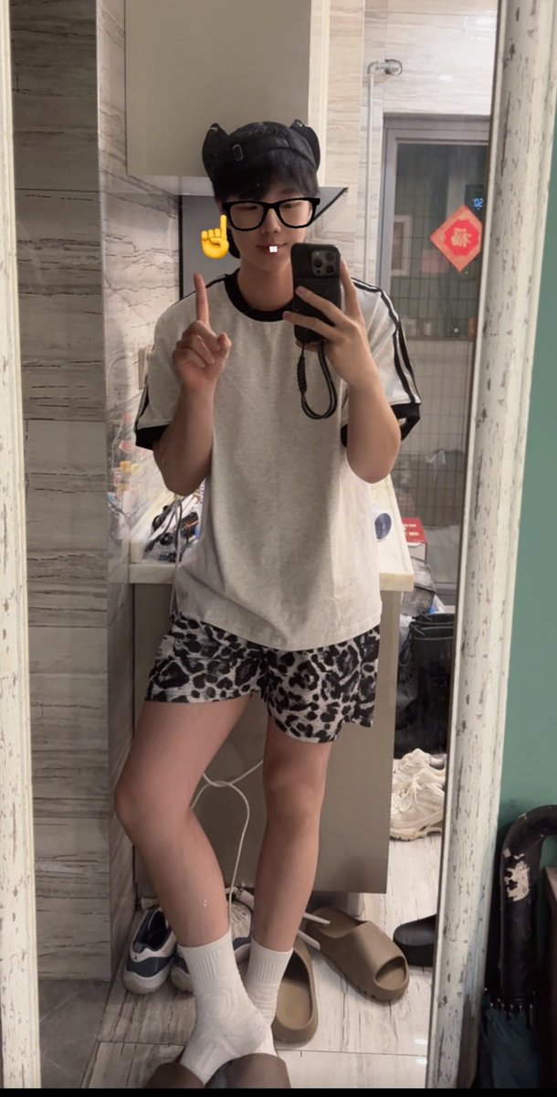 发霉的椰子 tweet media