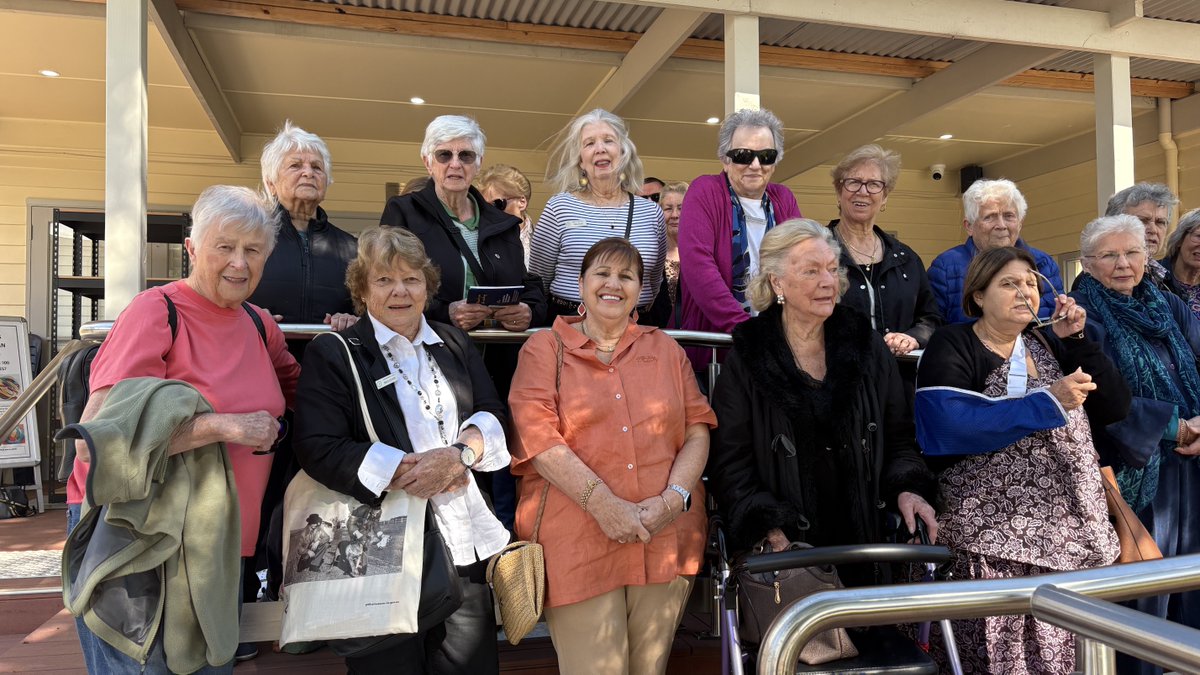 CLAN_AU's tweet image. We hosted 24 women &amp;amp; 1 bloke from #Probus #Gisborne 
It was a pleasure to have you
They showed compassion,genuine interest in our exhibitions
 
1lady in 2 Homes
St Joseph’s Orphanage #Goulburn 
Monti Pio Orphanage #Maitland 

Thanks Beryl for organising
Plz tell your friends😊💙