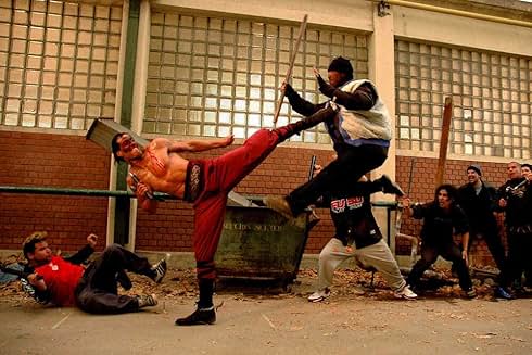 TallyMichelle4's tweet image. #Kiltro (2006)

The leader of a Chilean gang uses martial arts to protect a girl from a bully.
#FightNight #FilmX