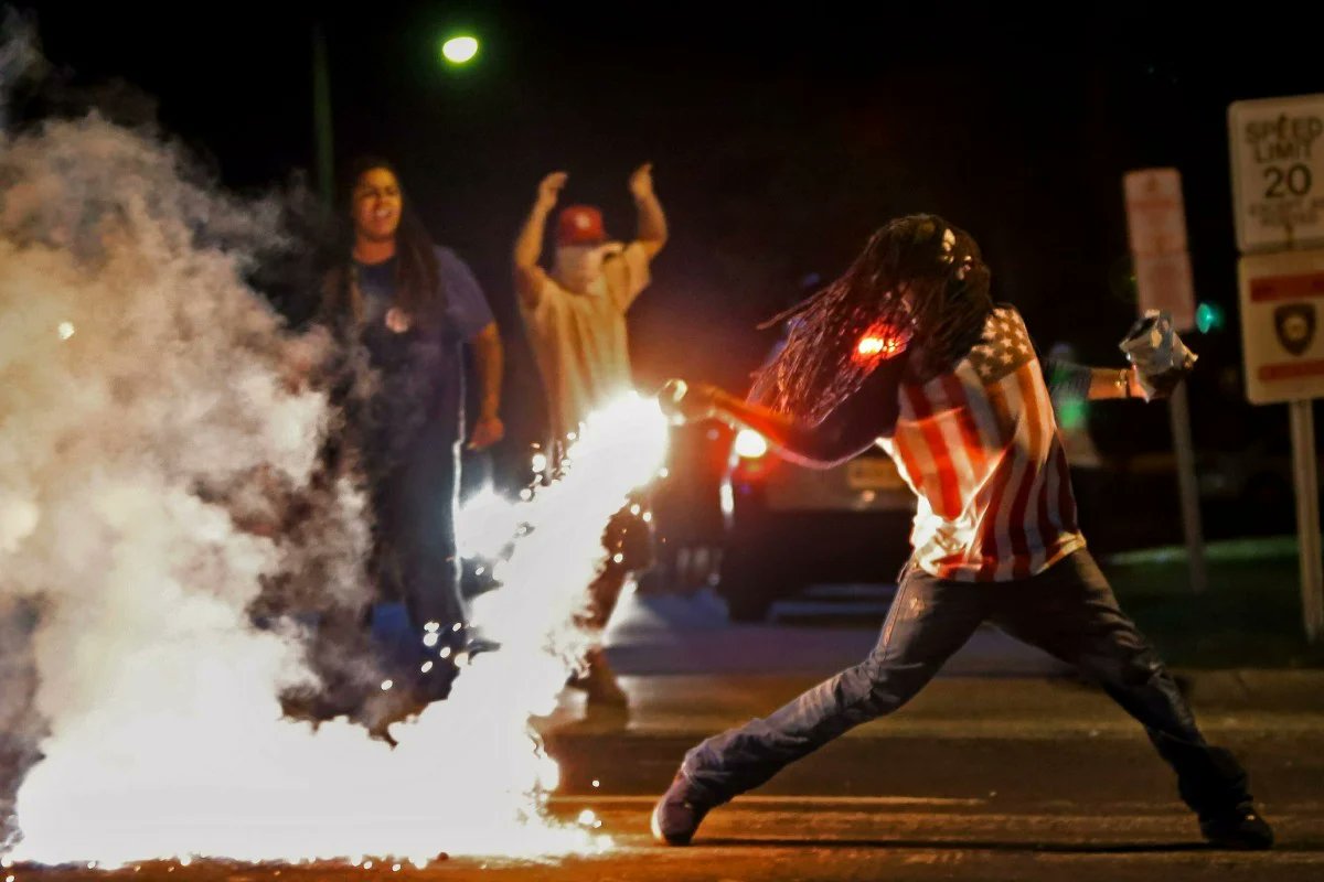 TheLightJoker24's tweet image. If you first heard about "The Movement" during #Ferguson that is because we helped organize some into The Movement. Darren Seals became a leader.